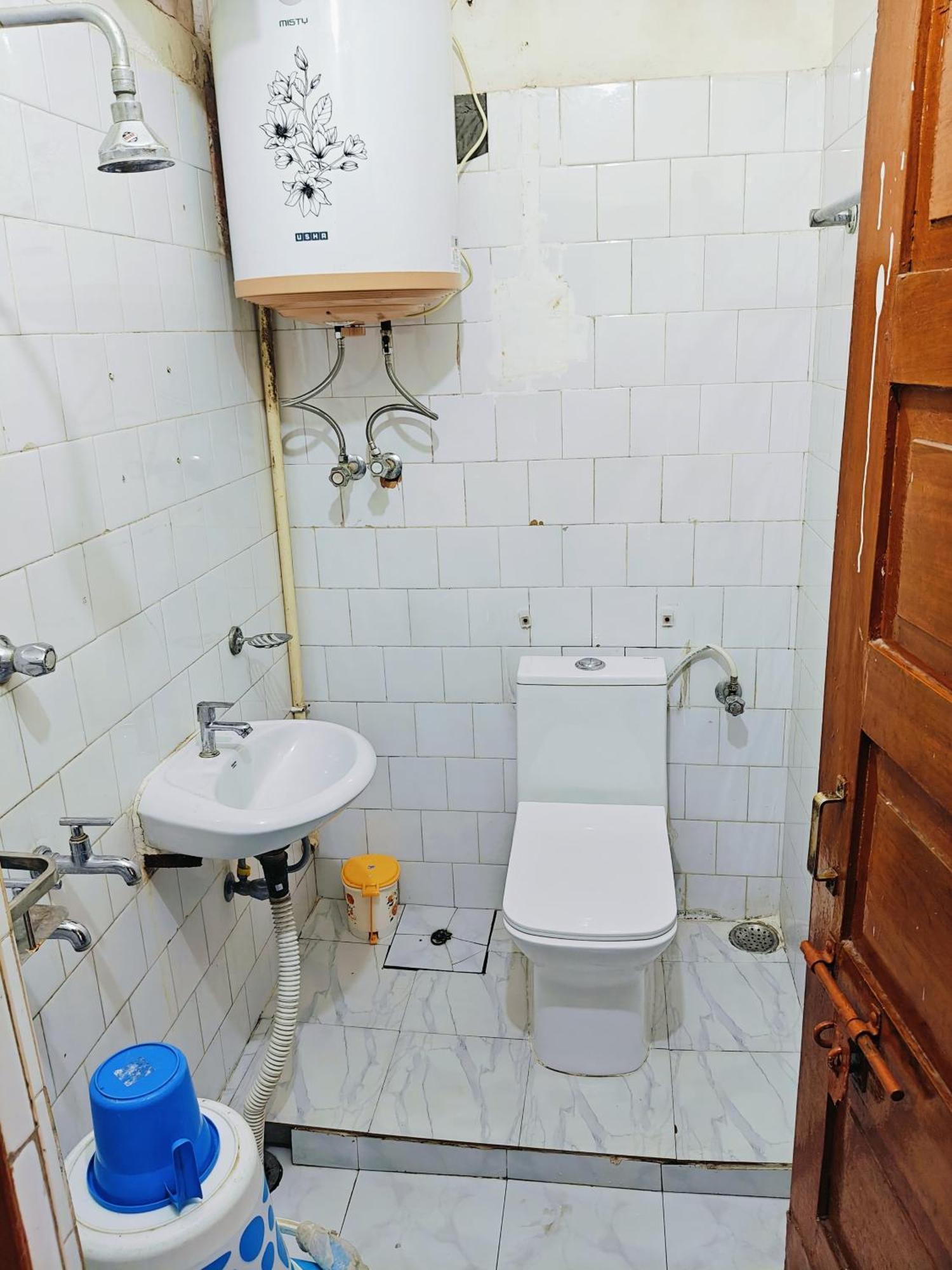 Kiara Apartment Varanasi